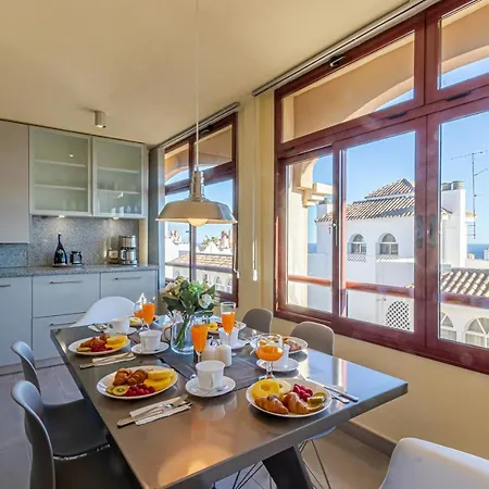 797 -lujoso Atico Duplex En El Centro De Benalmádena